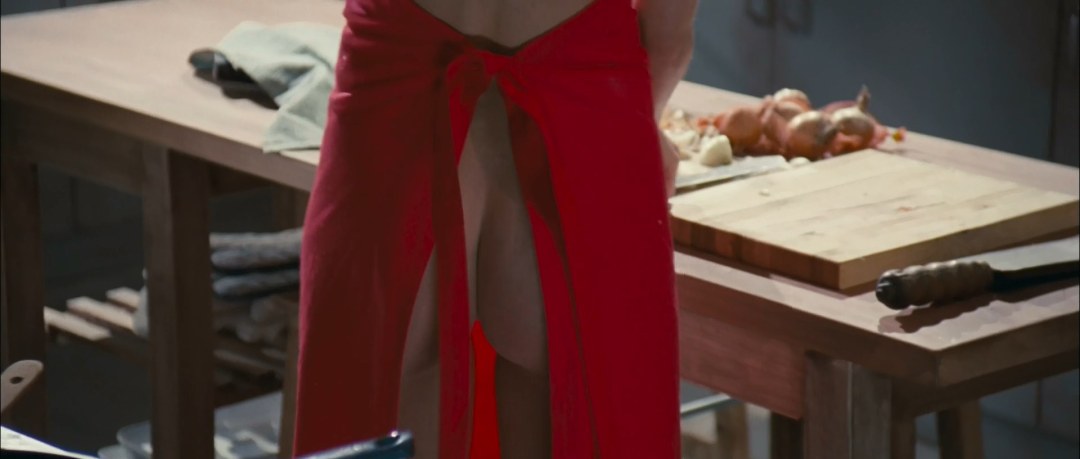 Escena de Butt de Kate Nauta en nueve millas hacia abajo