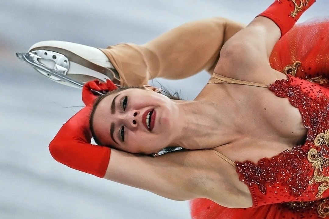 Skater de Alina Zagitova desnuda