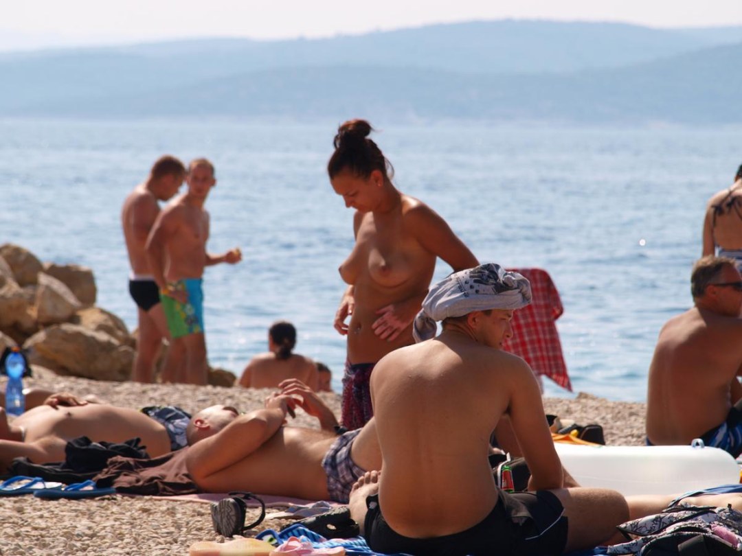 Desnudo en las playas de Croacia Private