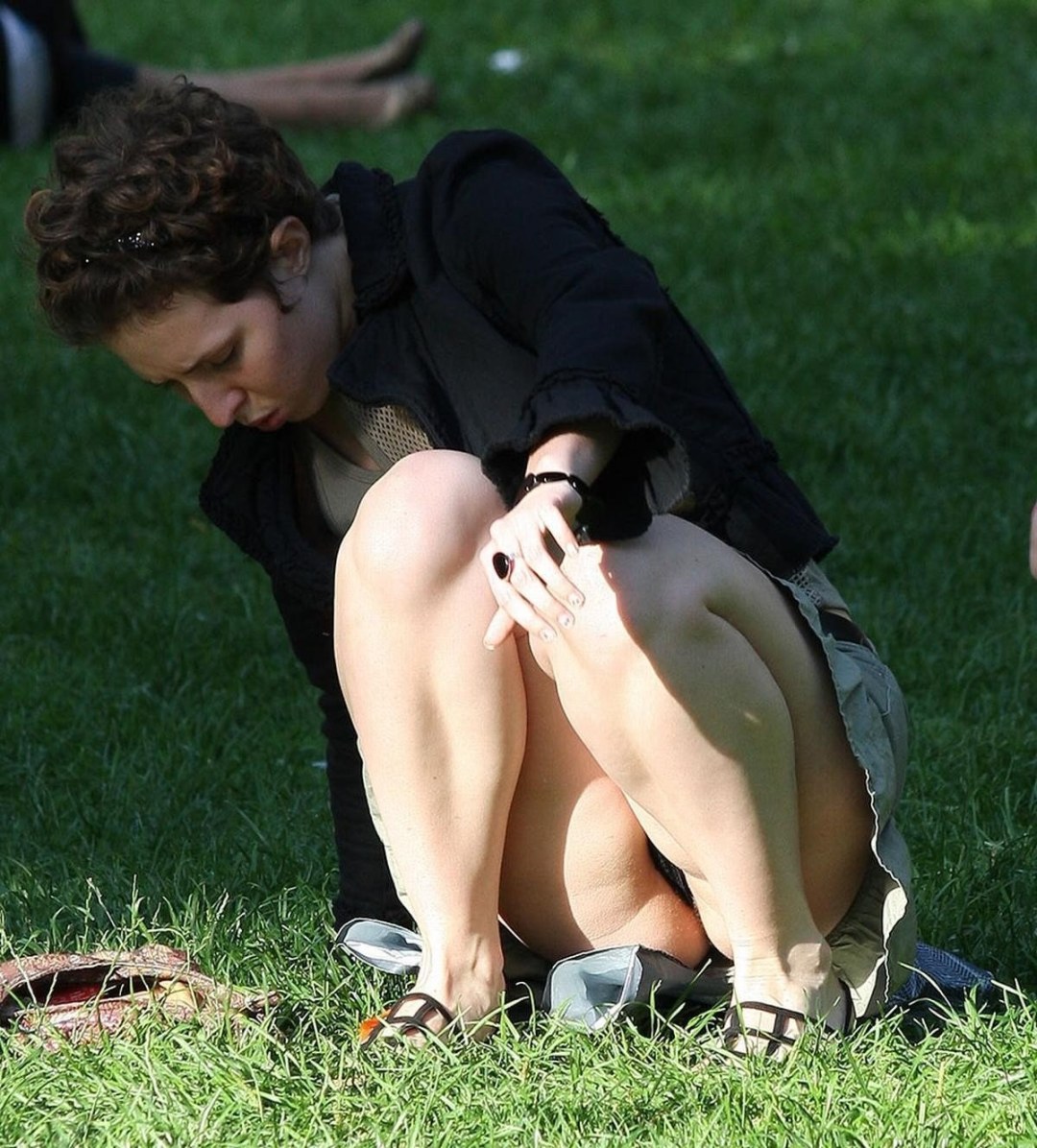 Mirando sin bragas