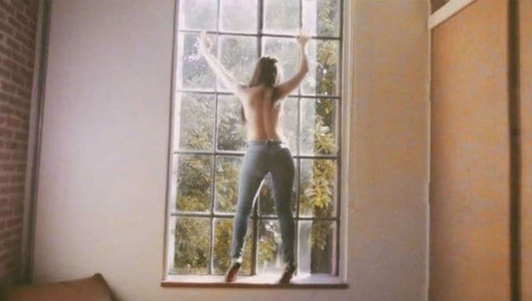 Figura de Natalia Oreiro en jeans