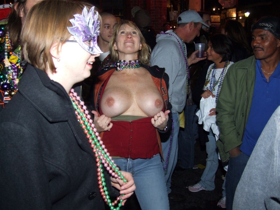 Mujeres show tetas