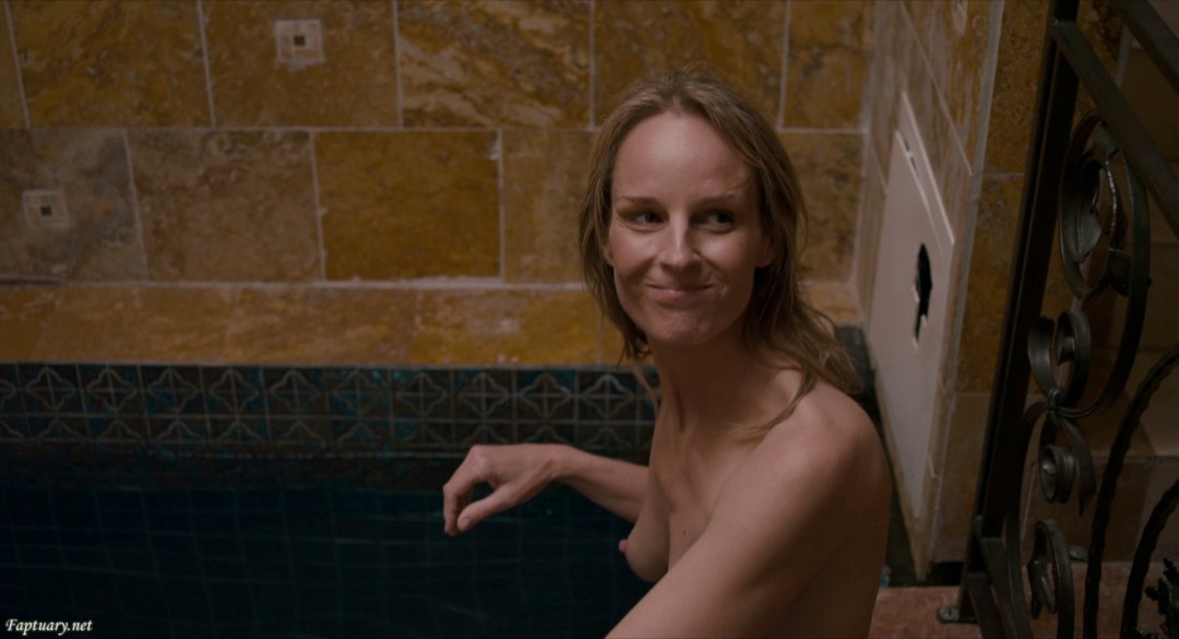 Helen Hunt Chest en la película