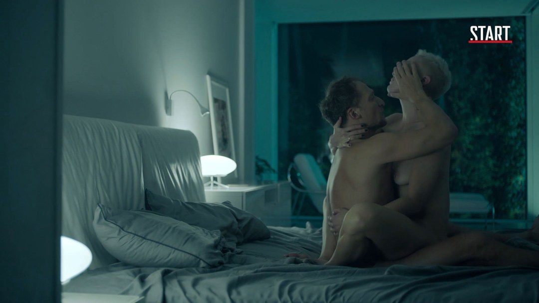 Daria Voinovskaya desnuda