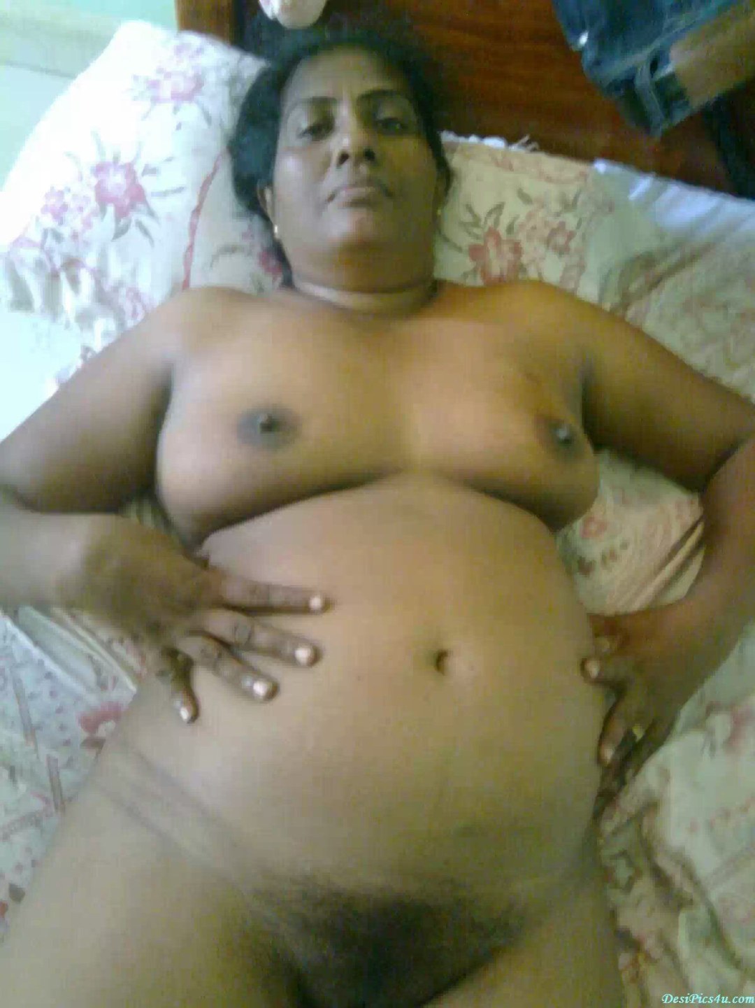 Mujeres indias gruesas desnudas