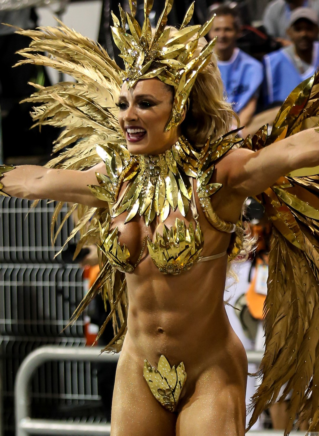 Transeúnte en el carnaval brasileño
