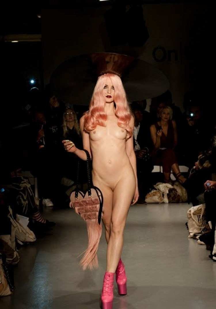 Charlie le Mingu Charlie Le Naked