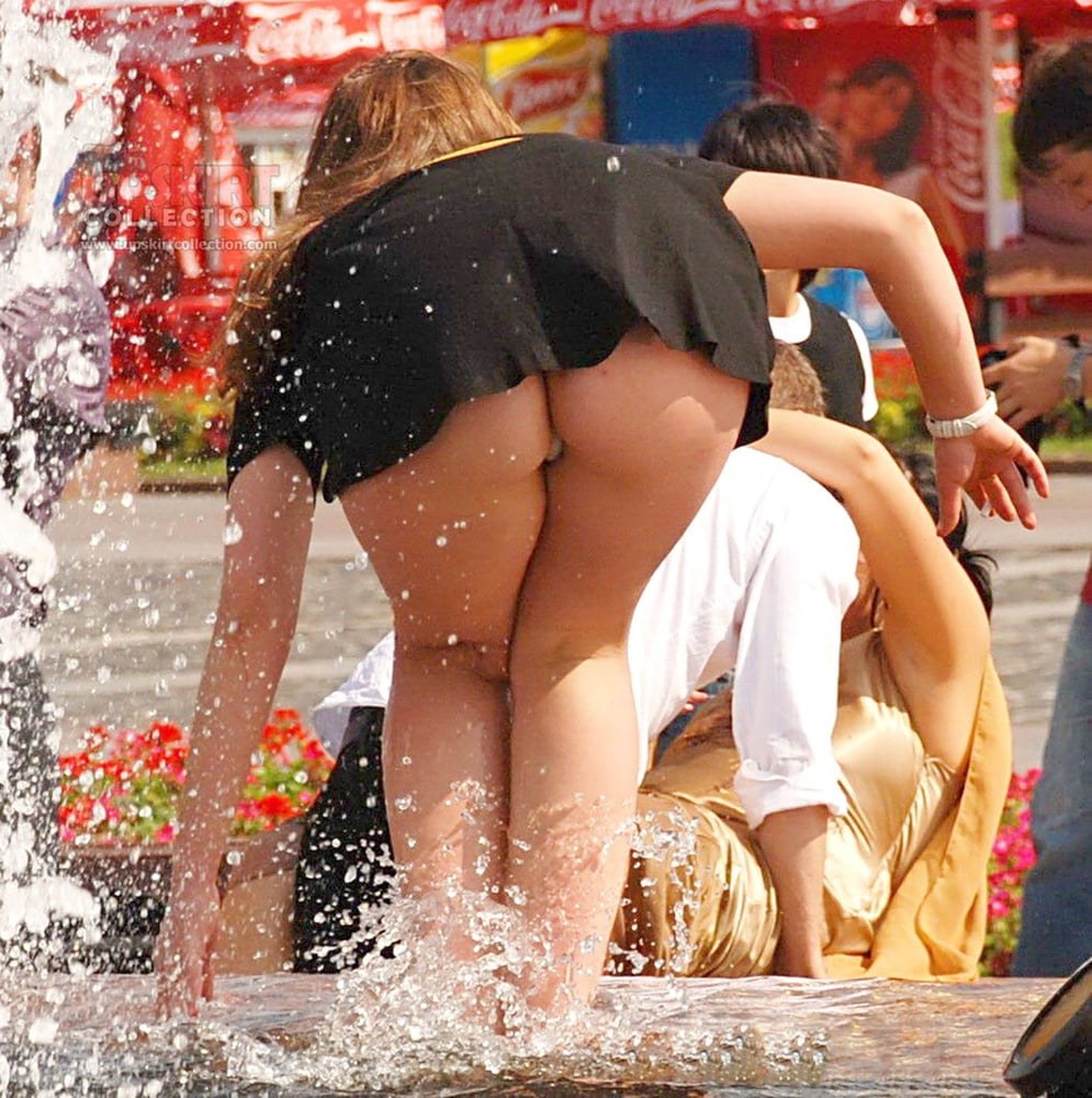 Espiado sin bragas