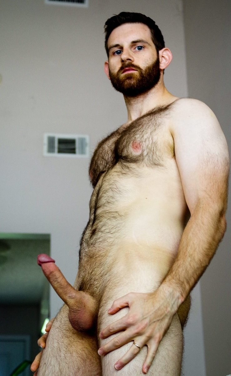 Hermosos chicos peludos desnudos