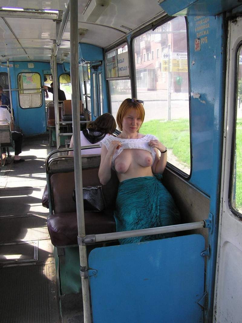 Chicas sin bragas en el transporte público