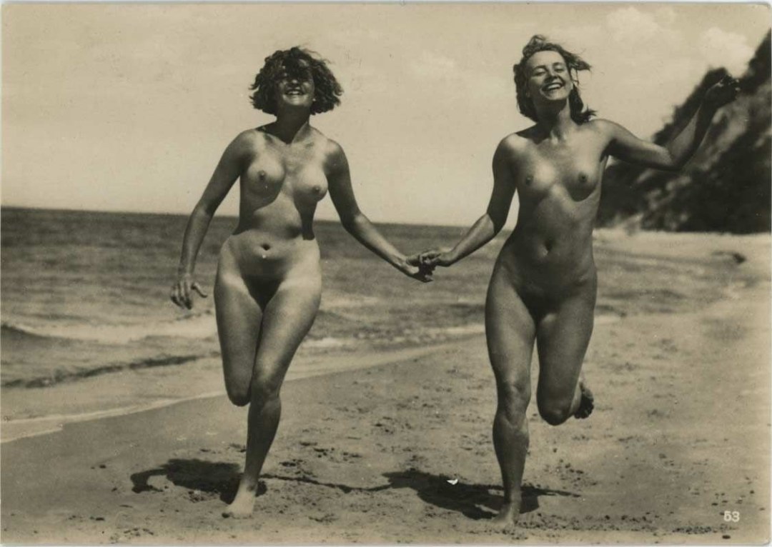 Naturismo familiar retro