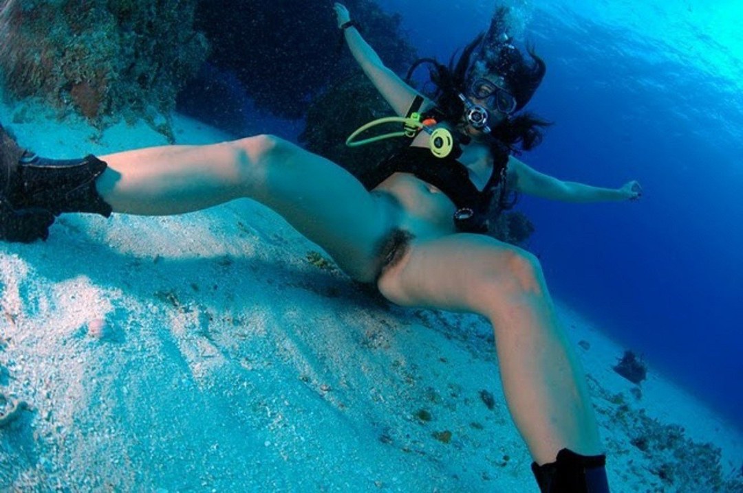 Chicas de buceo sin bragas