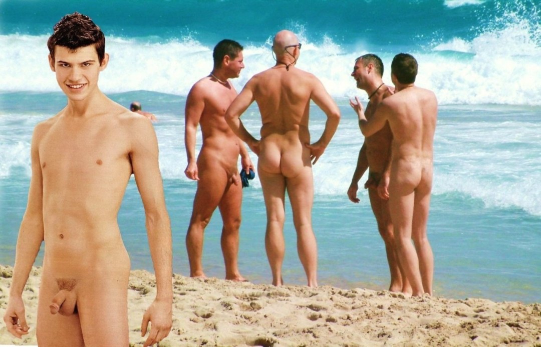 Chicos en la playa nudium