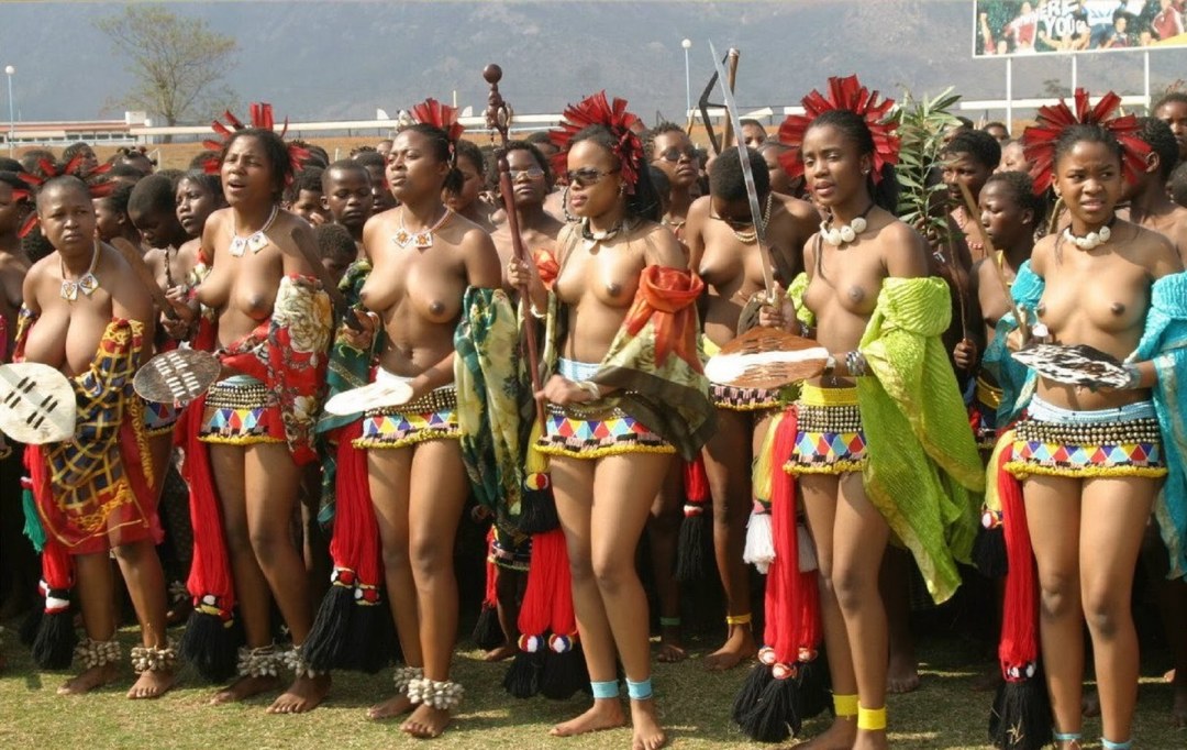 Mujeres africanas desnudas