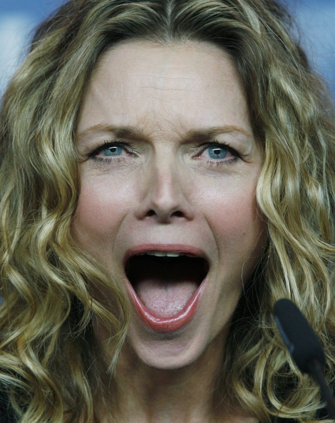 Michelle Pfeiffer caliente