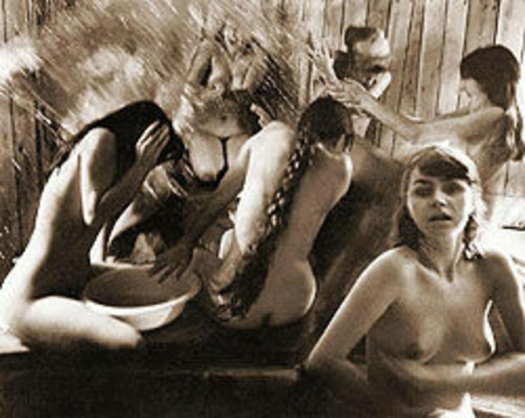 Sergey Vasiliev. De la serie "En un baño rural"