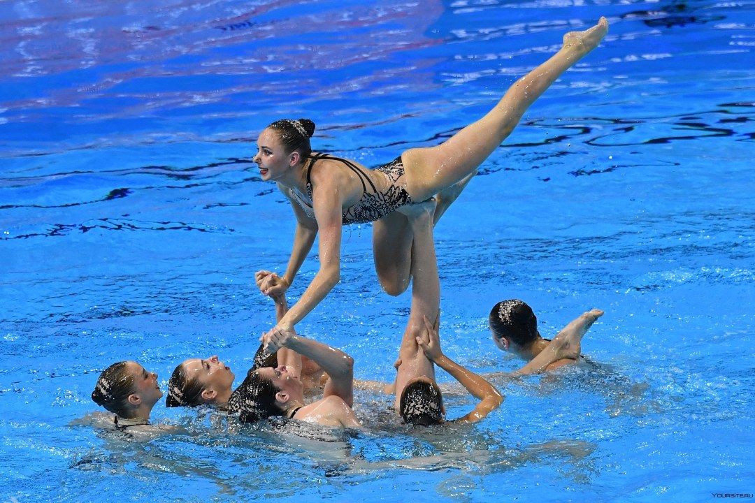 Anna Naekina Natación sincronizada