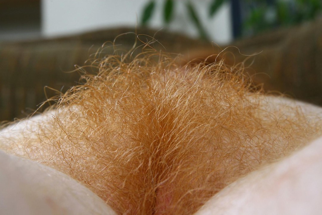 Cabello frontal rizado