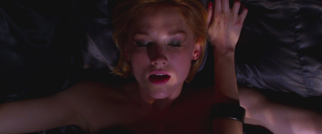 Haley Bennett desnudo en el cine