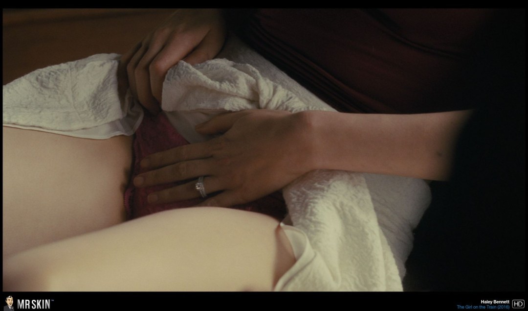 Haley Bennett Gif desnudo