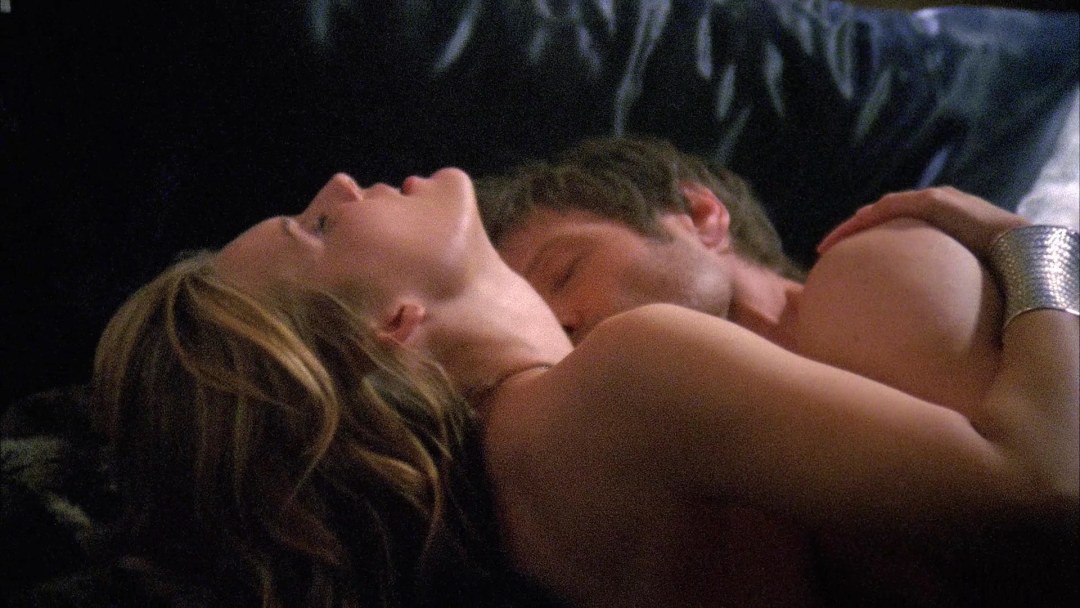 Maggie Grace desnuda en la película
