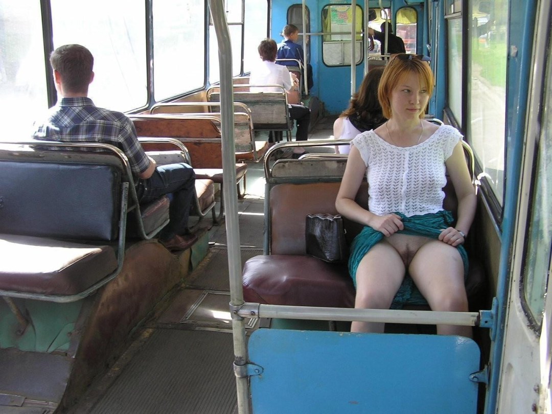 Chicas sin bragas en el transporte público
