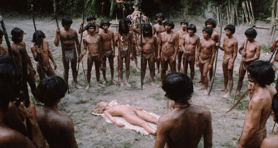 Monica Zanchi Emmanuel y Cannibal XXX