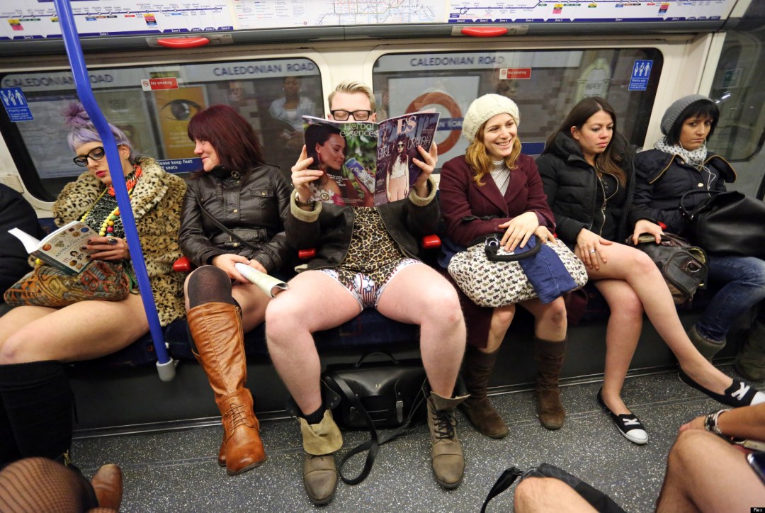Mujeres en transporte público