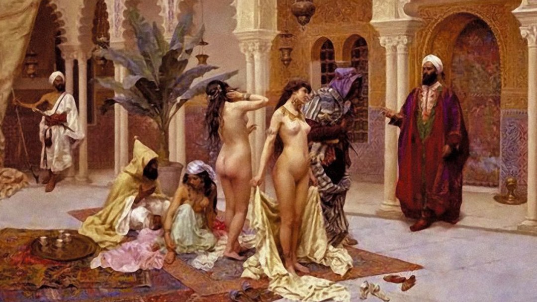 Las chicas se desnudan en un harén