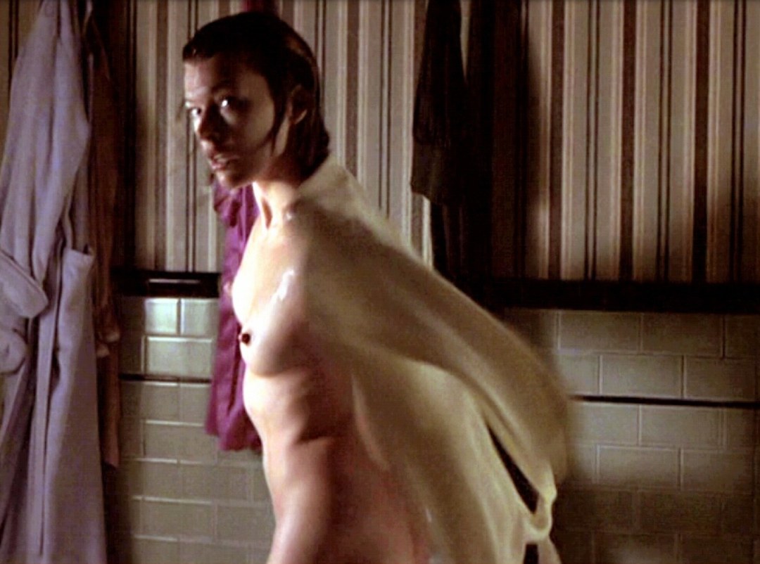 Molino yovovich desnudo en películas