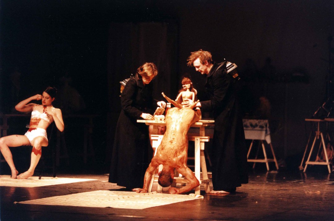 Serebryannikov Khod.rukom Gogol Teatro