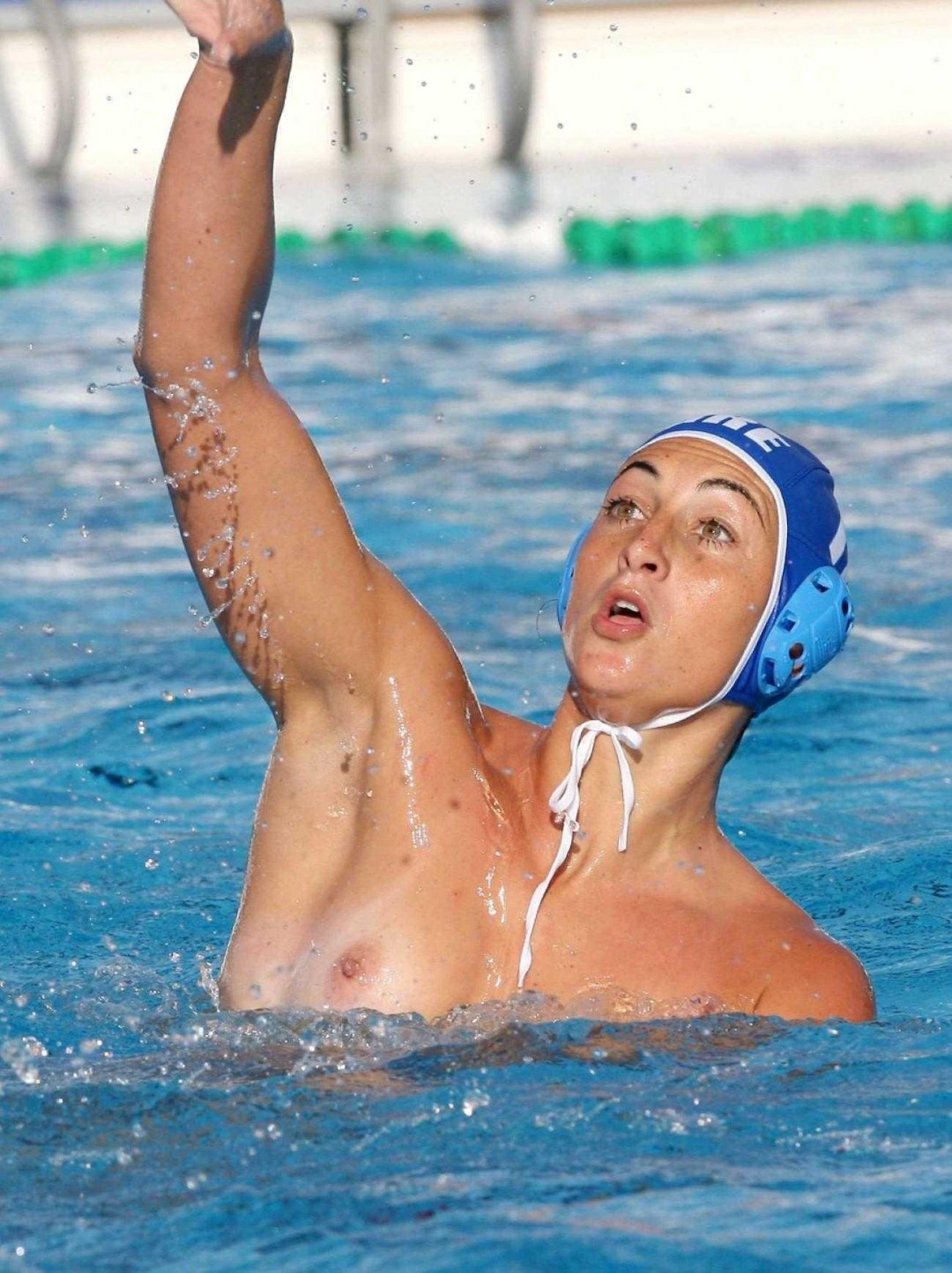 Спортсменки без трусов