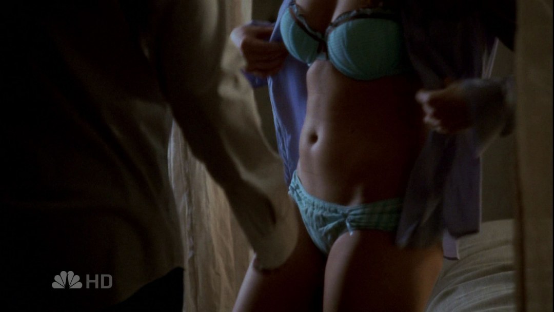 Moon Bloodgood голая