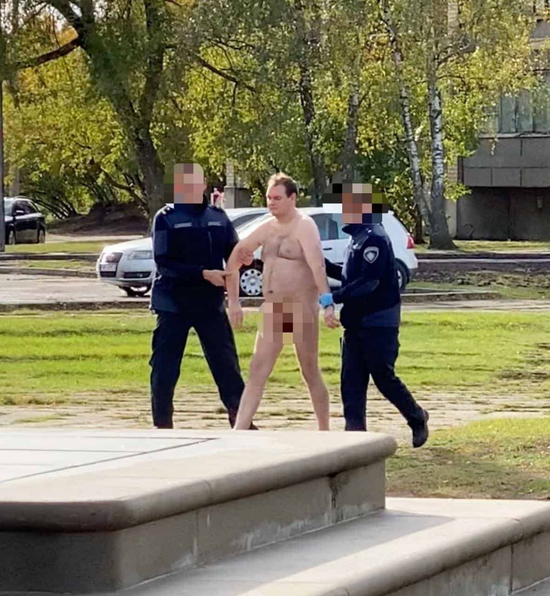Голые американские солдаты