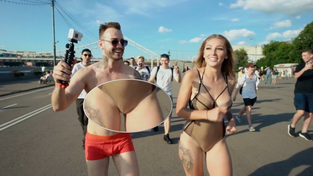 Анастасия Ивлева в купальнике Орел и Решка