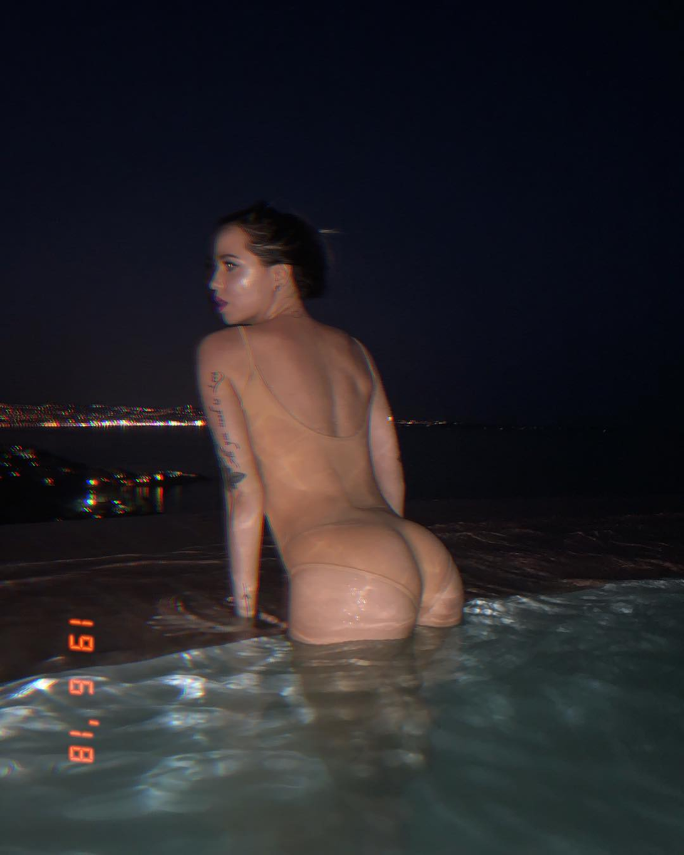 Надя Дорофеева фотосессия ню