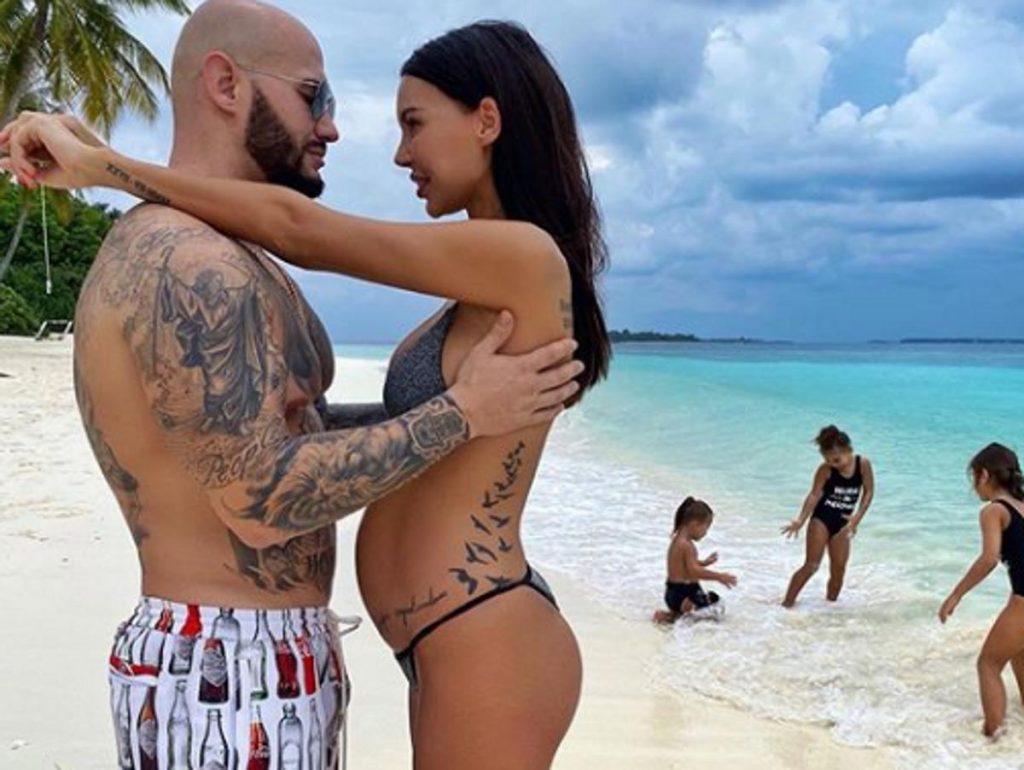 Самойлова Оксана и джиган в сауне