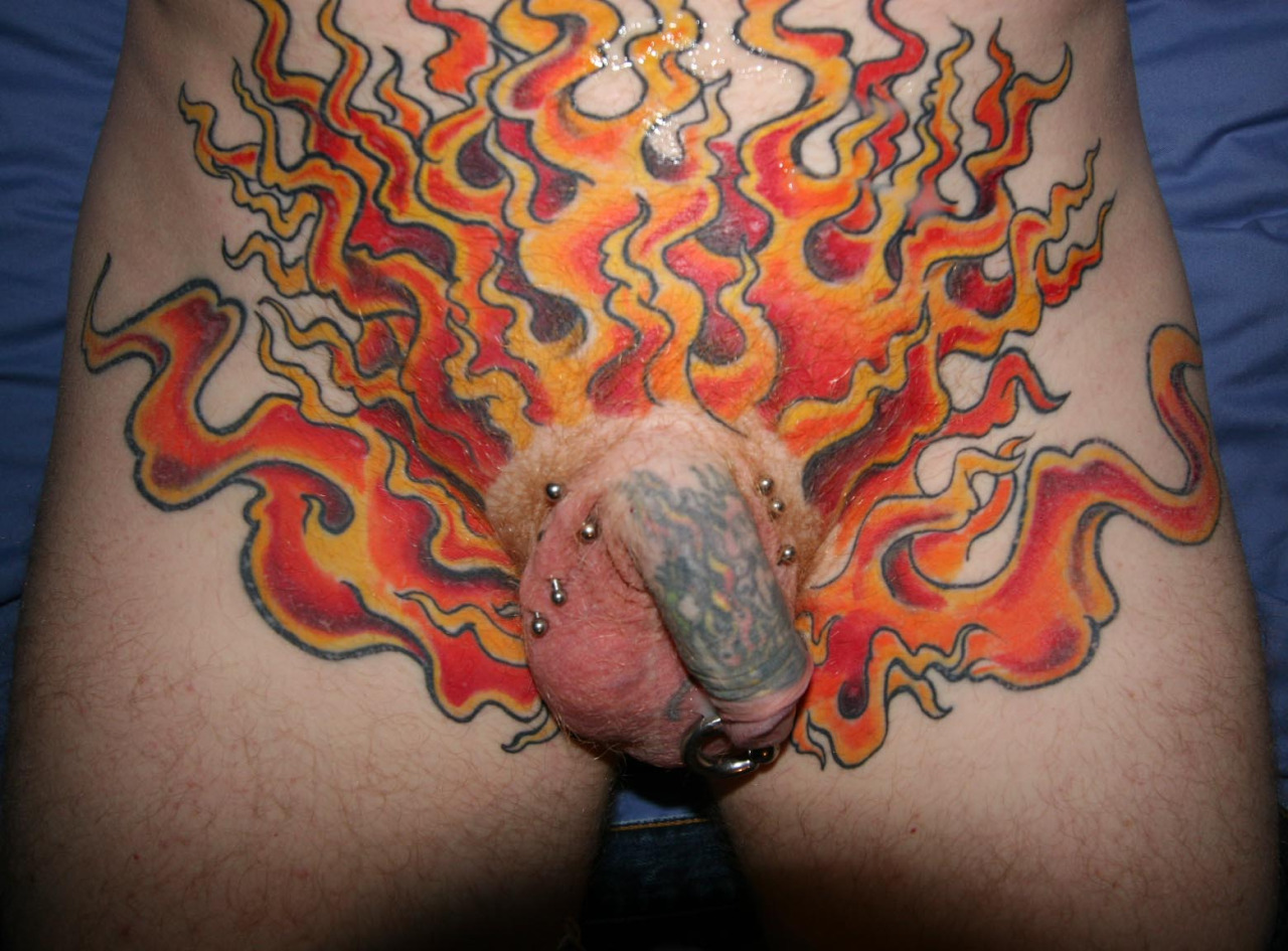 Penis tatto