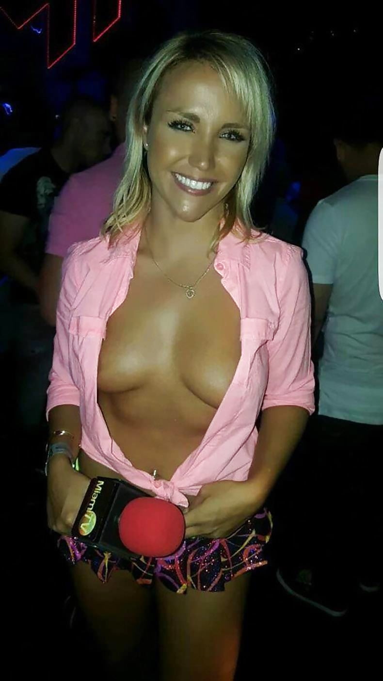 Дженни скордамаглия butt ТВ