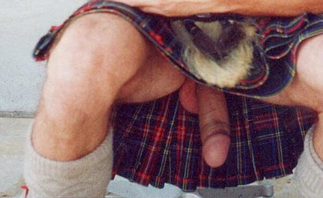 Задранный килт яйца