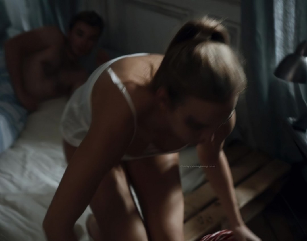 Джоди Комер Jodie comer голая