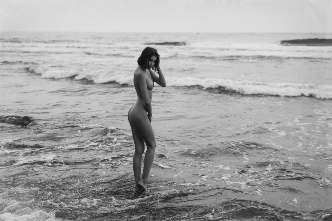 Кристиан Коиньи фотограф ню