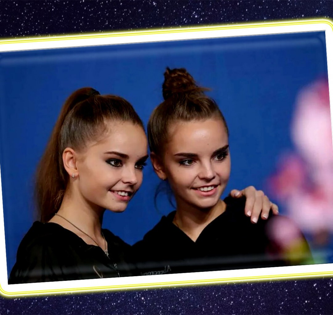 Двух молодых сучек в анал