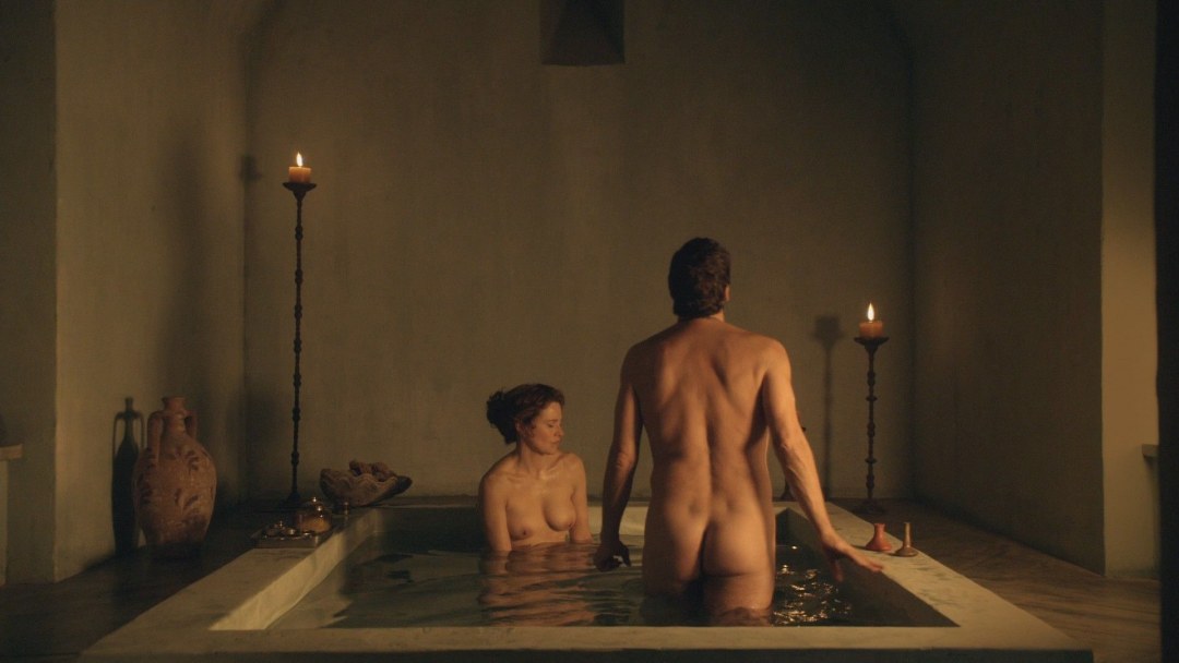 Ханна Джон Кейман голая