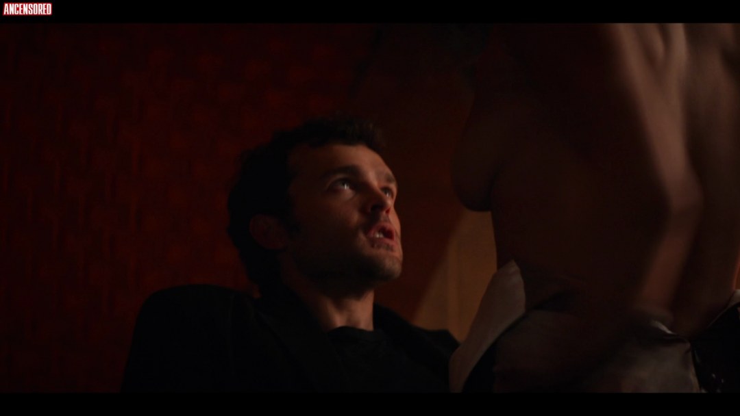 Ханна Джон-Кеймен голая