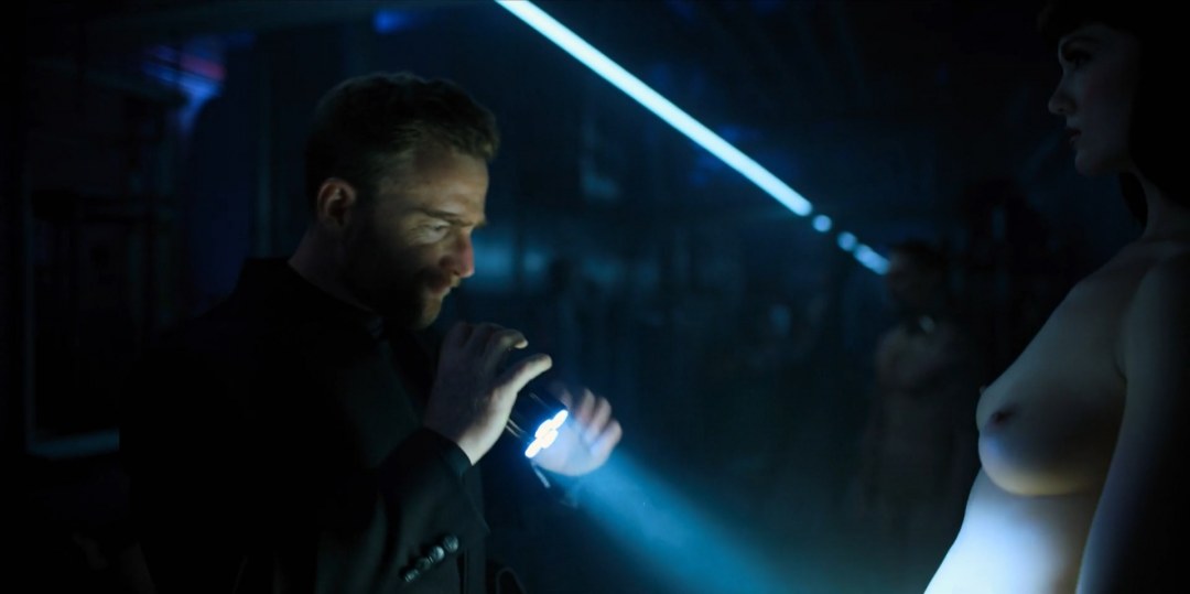 Ханна Джон-Кэймен сиськи