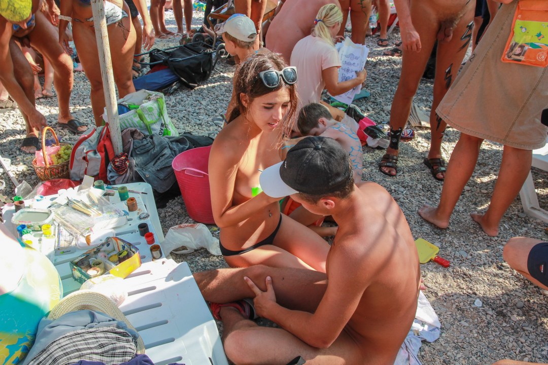 Эротический фестиваль на пляже Нижний Новгород