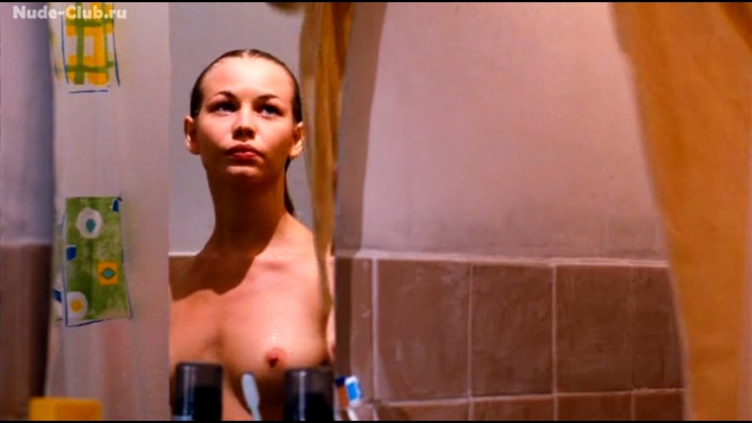 Светлана Устинова голая в фильме