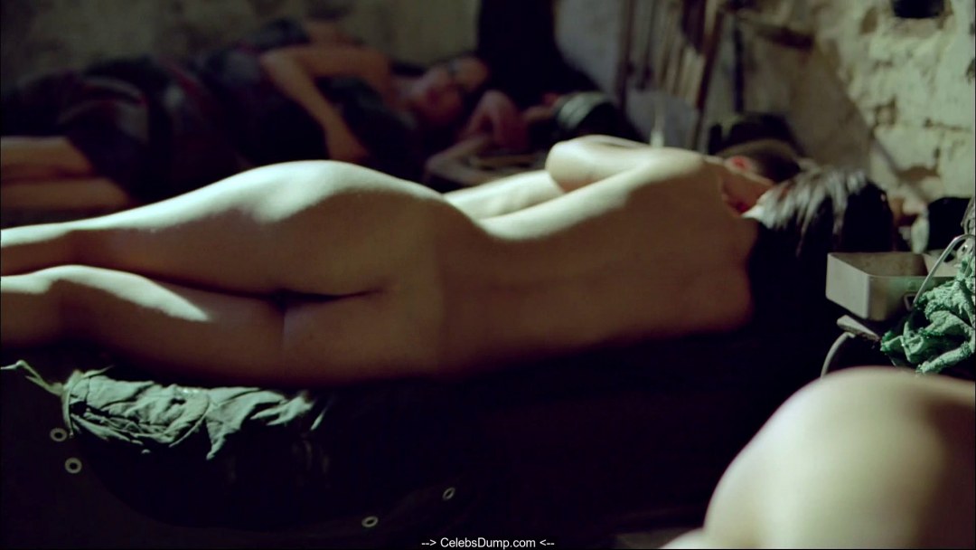 Аннабелль Уоллис sex Scene