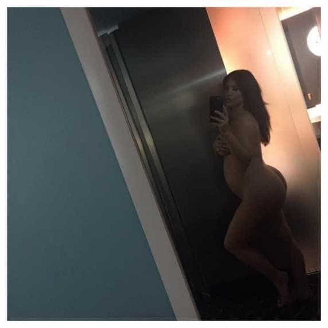 Kiara Mia - Kim Kardashian look alike takes a bbc
